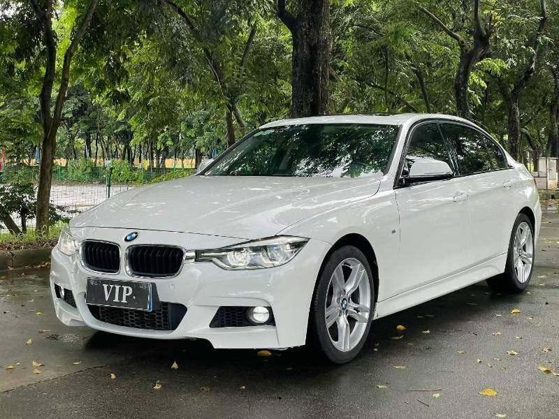 BMW 3 Series 2018 car image 
