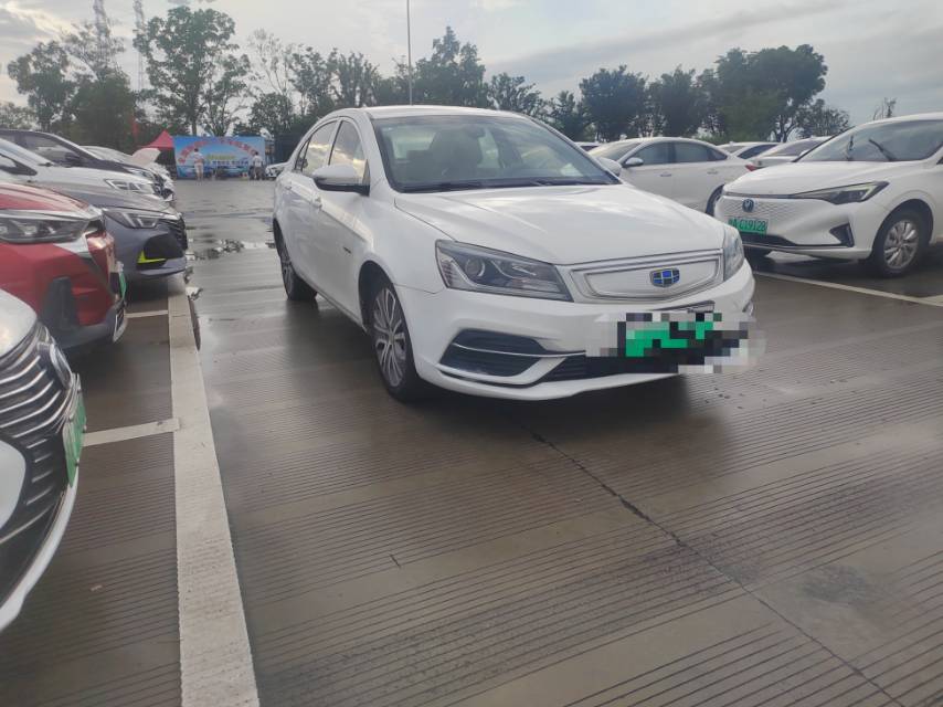 GEELY Emgrand New Energy 2018 car image #2