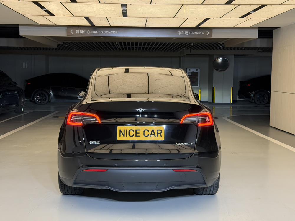Tesla Model Y 2023 #6 Tesla Model Y 2023 immagine di auto #6