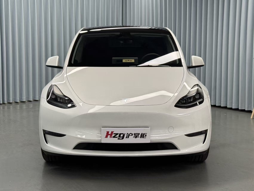 Tesla Model Y 2024 #2 Tesla Model Y 2024 car image #2