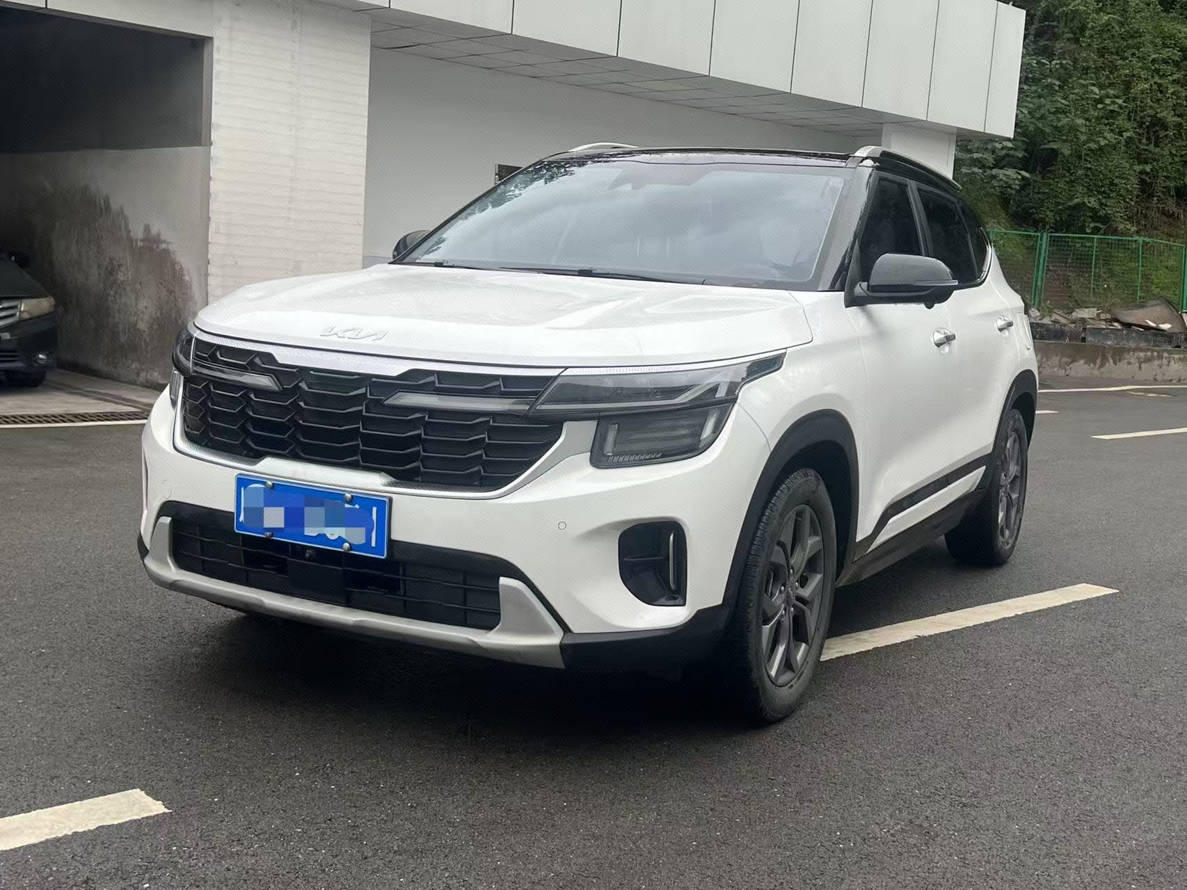 Kia Seltos 2023 car image 