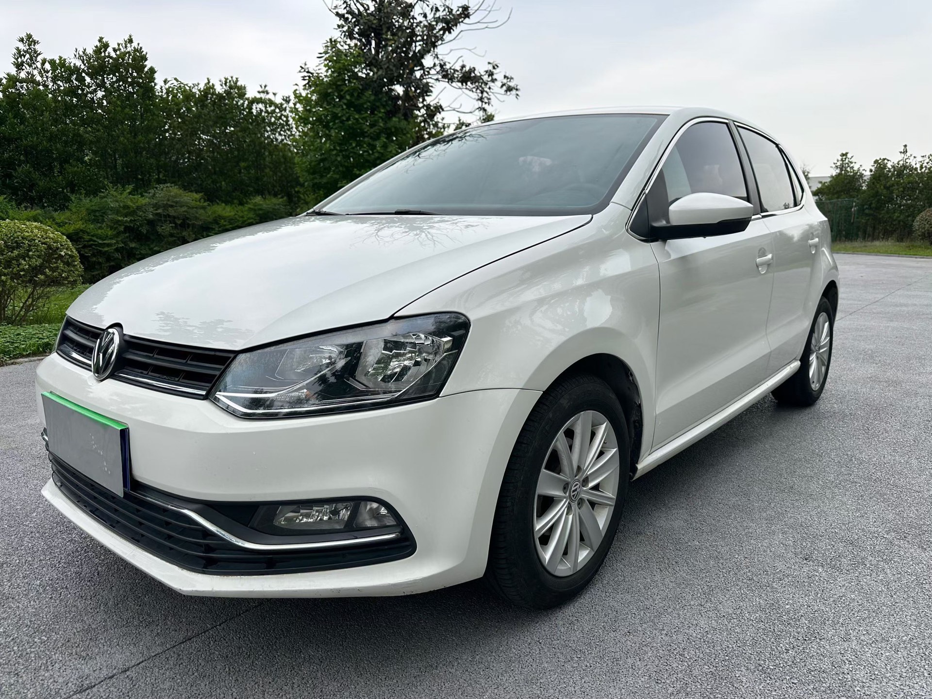 Volkswagen Polo 2013 car image 