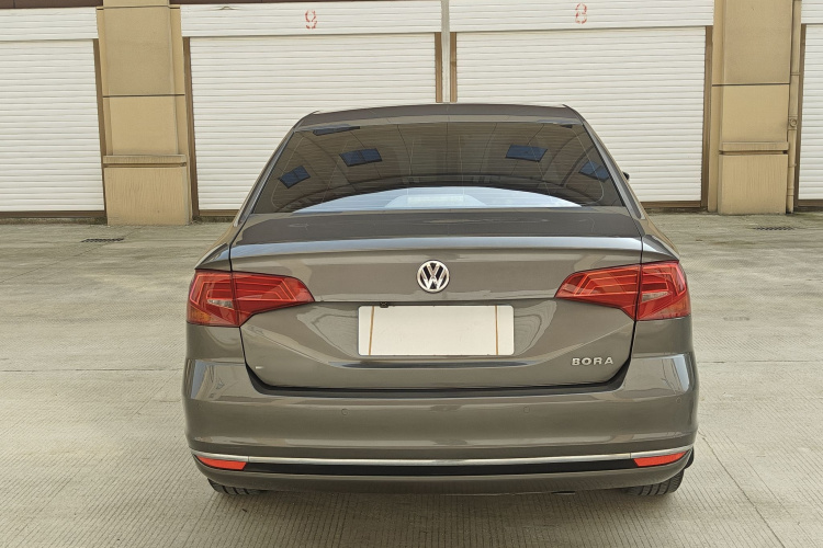 Volkswagen Bora 2017 #6 Volkswagen Bora 2017 car image #6