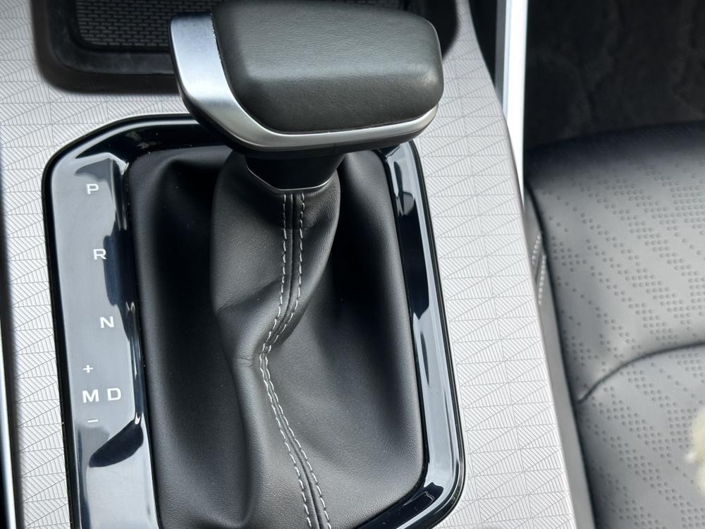 GEELY Emgrand 2022 car image #15