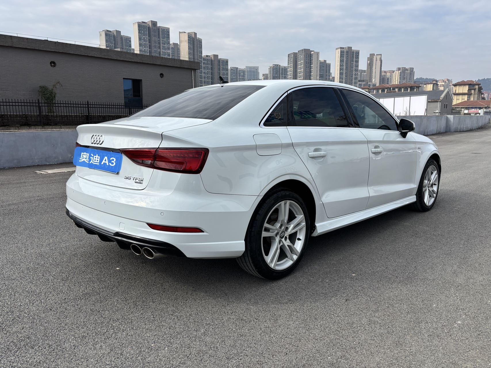 Audi A3 2019 car image #7