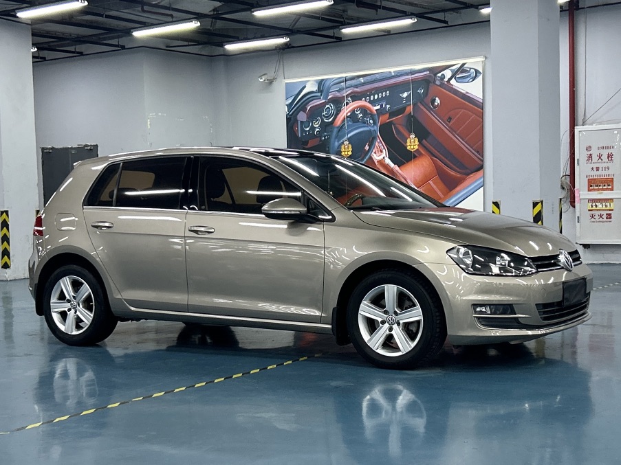 Volkswagen Golf 2014 car image #3