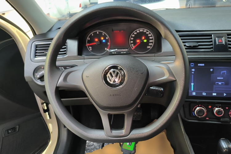 Volkswagen Santana 2023 #11 Volkswagen Santana 2023 car image #11