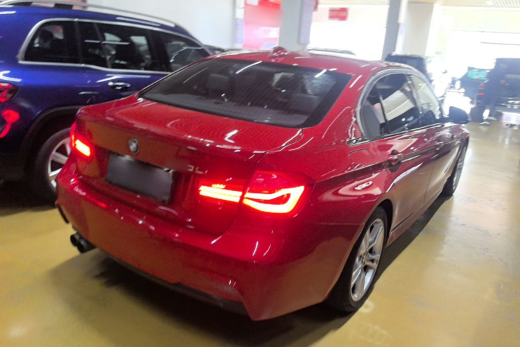 BMW 3 Series 2018 #7 BMW 3 Series 2018 car image #7