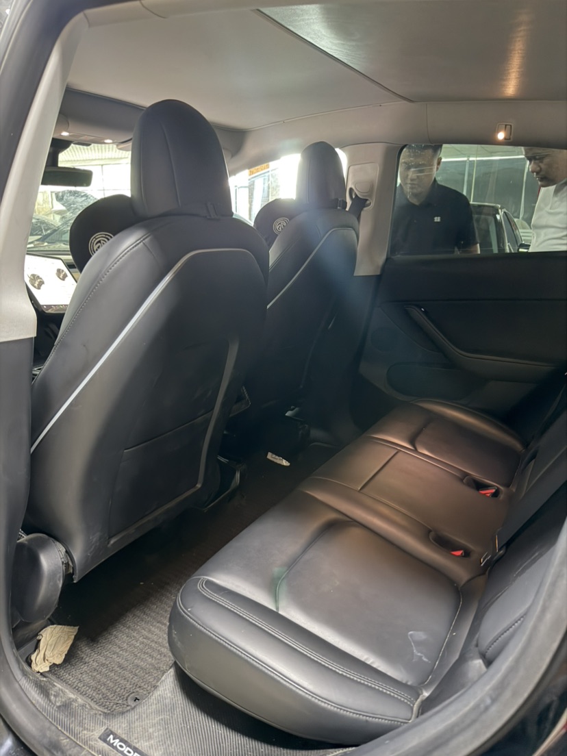 Tesla Model Y 2021 #5 Tesla Model Y 2021 car image #5