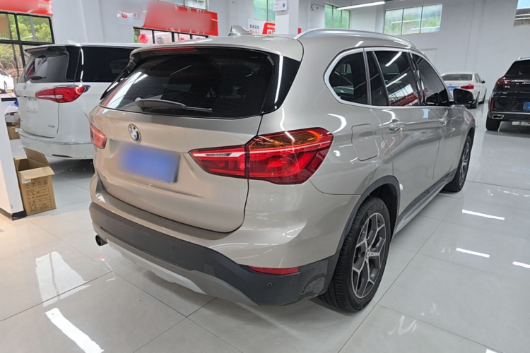 BMW X1 2018 #7 BMW X1 2018 car image #7