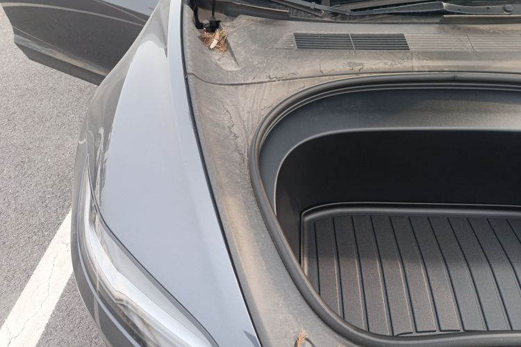 Tesla Model 3 2024 car image #28
