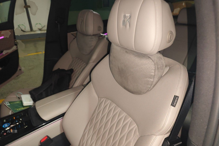 BYD Han 2024 car image #17