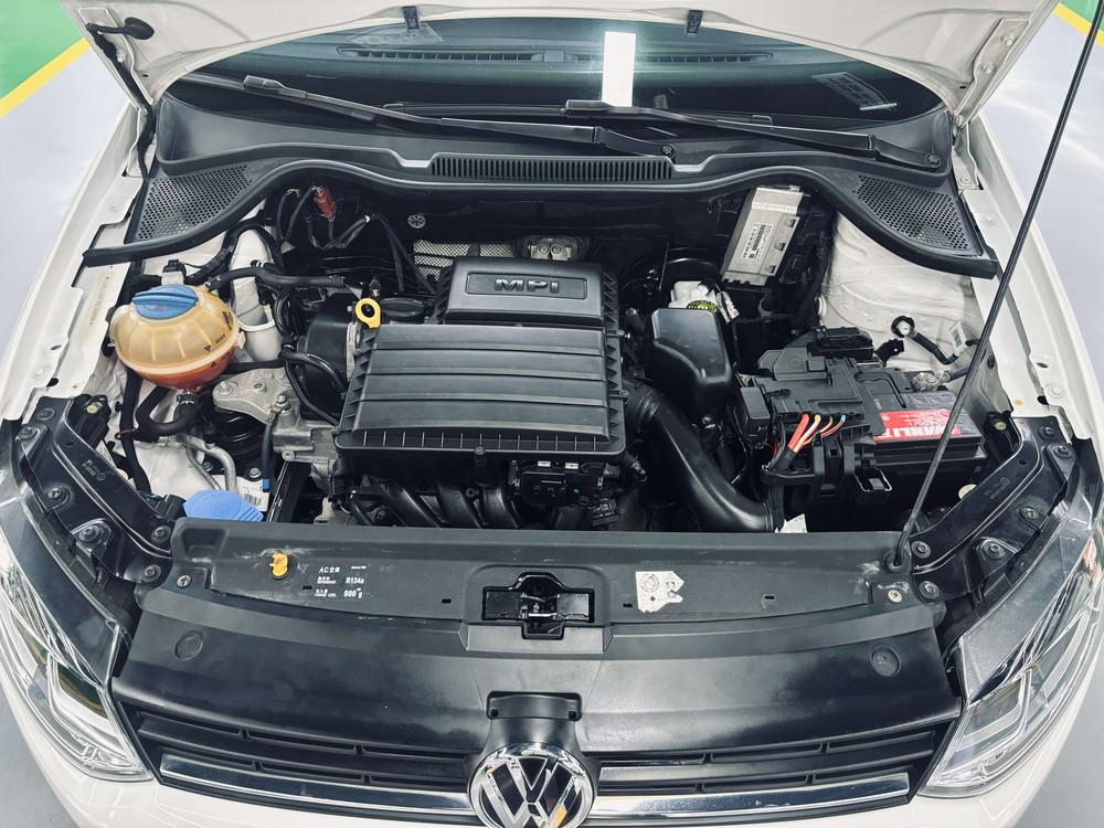Volkswagen Polo 2017 car image #9
