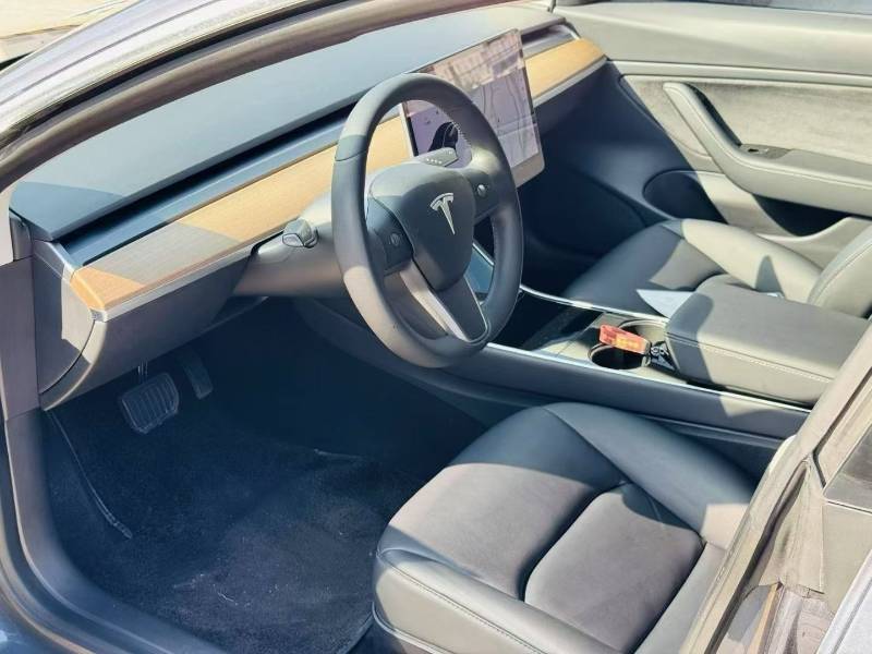Tesla Model 3 (Imported) 2019 car image #4