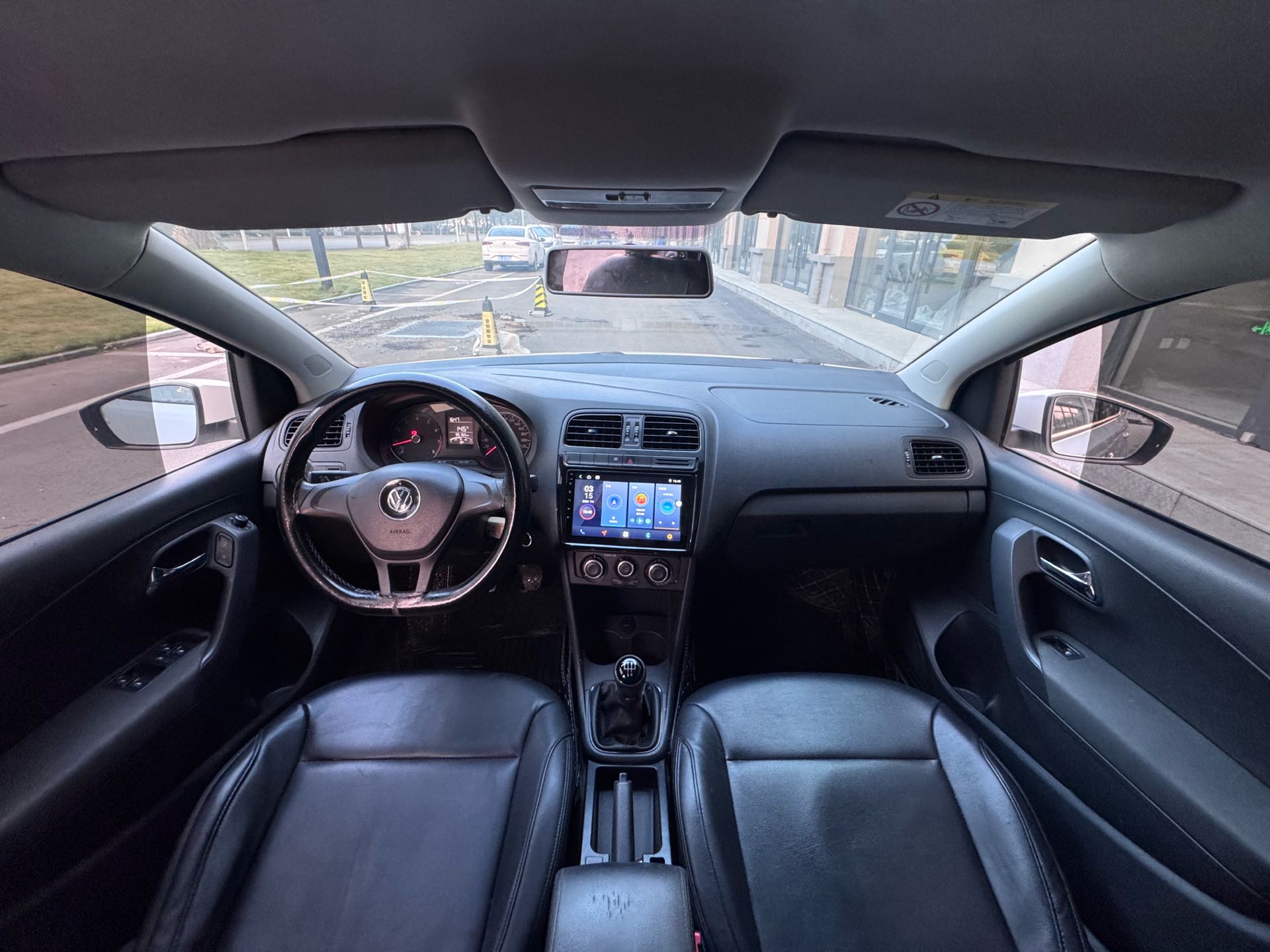 Volkswagen Polo 2017 car image #8