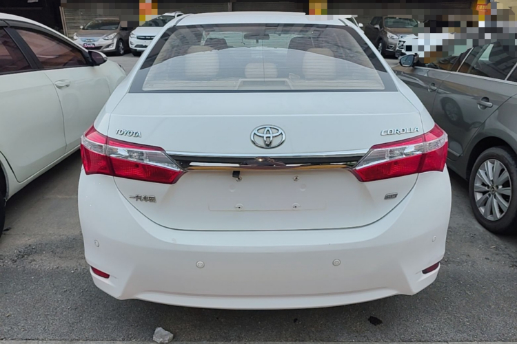 Toyota Corolla 2014 #6 Toyota Corolla 2014 car image #6