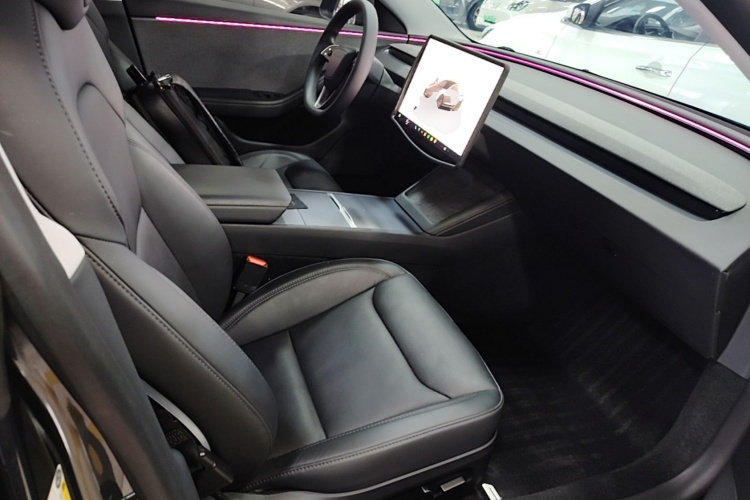 Tesla Model 3 2025 #24 Tesla Model 3 2025 car image #24