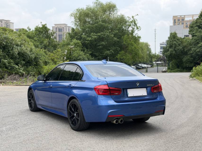 BMW 3 Series 2018 #4 BMW 3 Series 2018 car image #4
