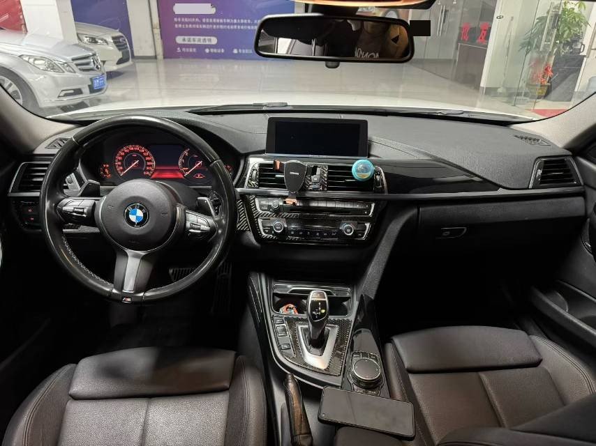 BMW 3 Series 2017 #5 BMW 3 Series 2017 car image #5