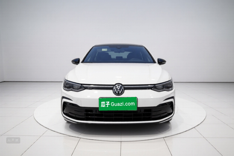 Volkswagen Golf 2024 imagen de coche #3