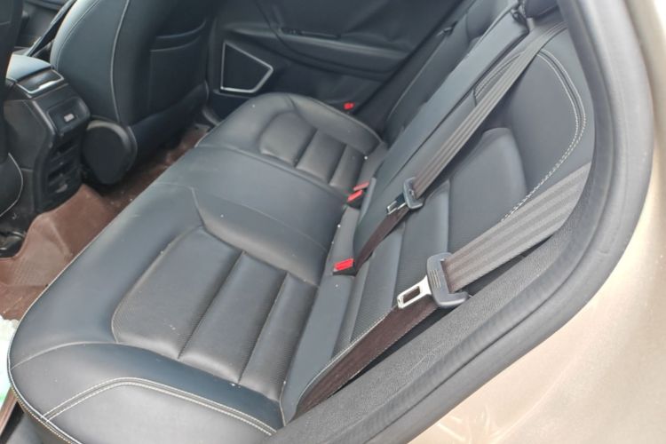 GEELY Emgrand GS 2017 #19 GEELY Emgrand GS 2017 car image #19