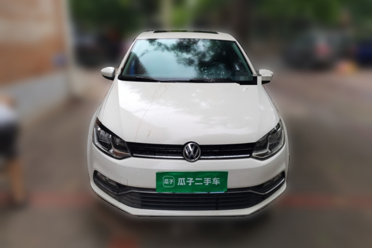 Volkswagen Polo 2016 car image #3