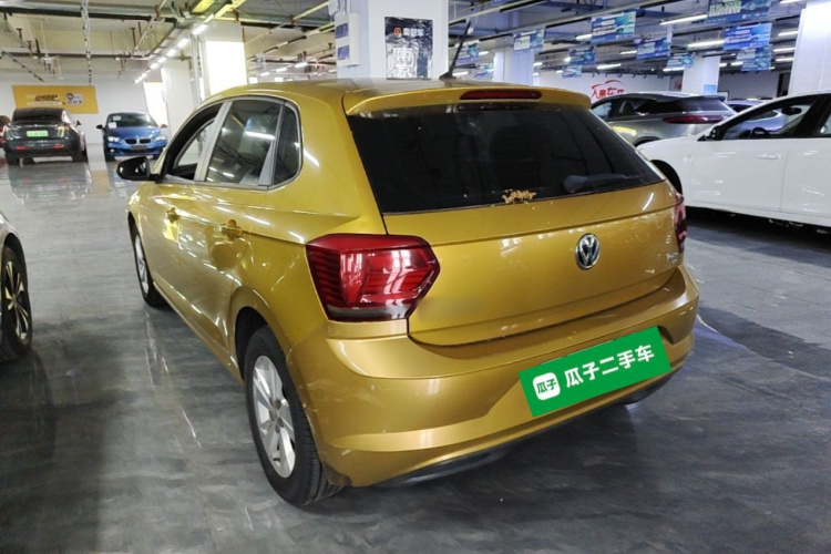 Volkswagen Polo 2020 car image #5