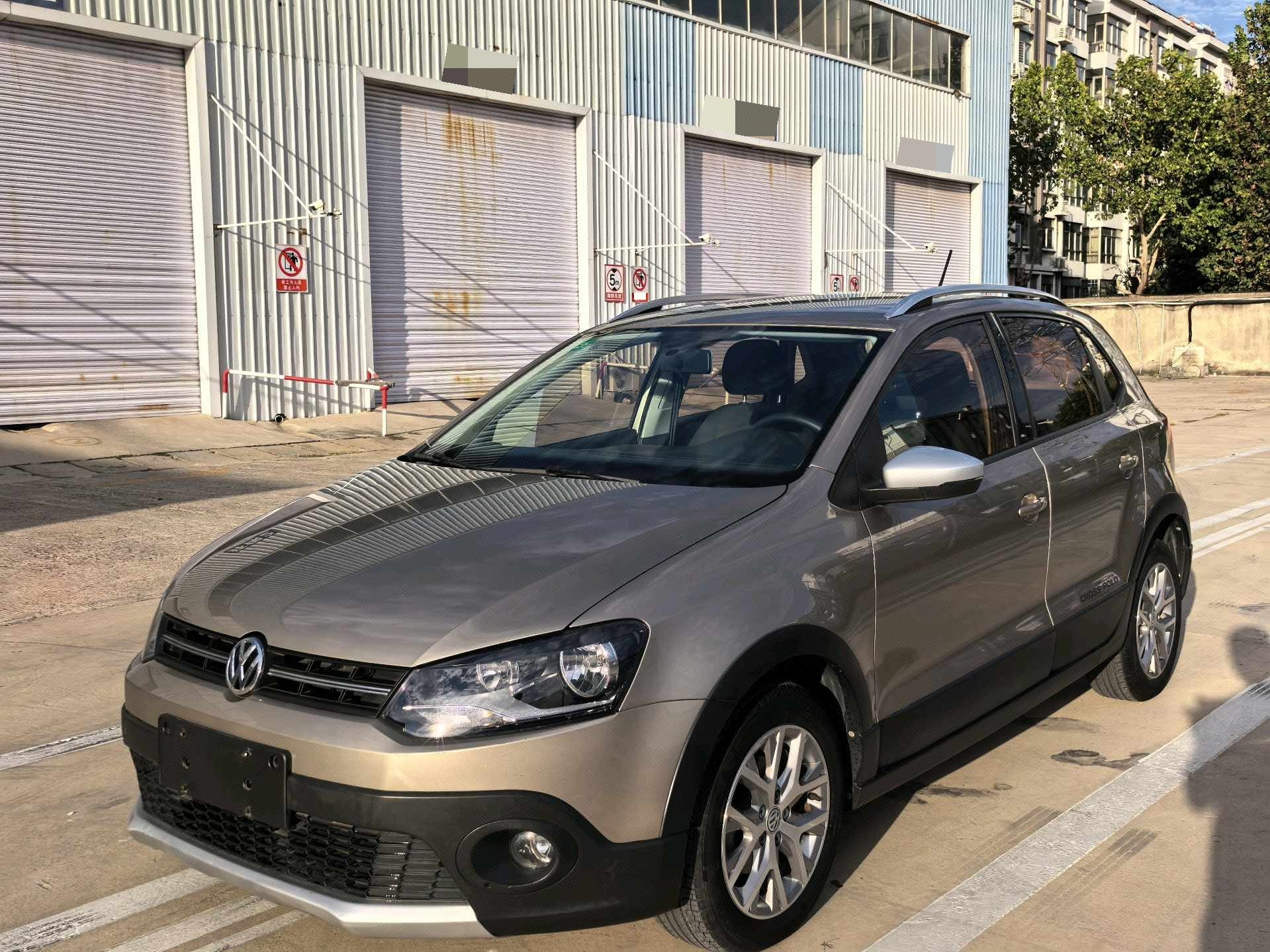 Volkswagen Polo 2016 Volkswagen Polo 2016 car image