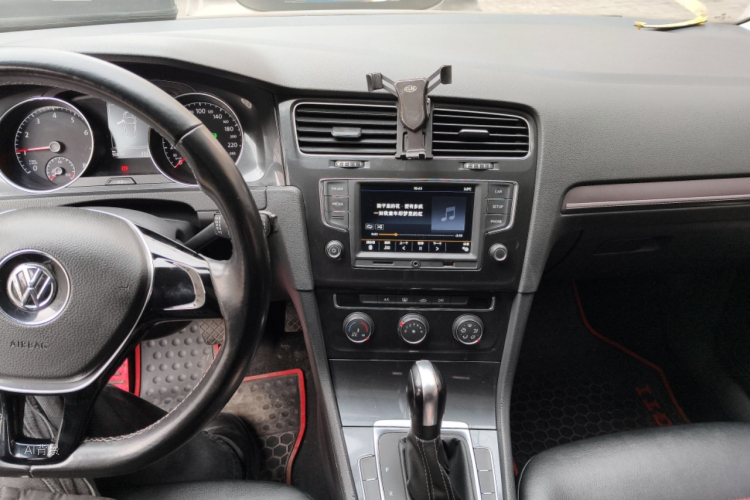 Volkswagen Golf 2017 immagine di auto #15