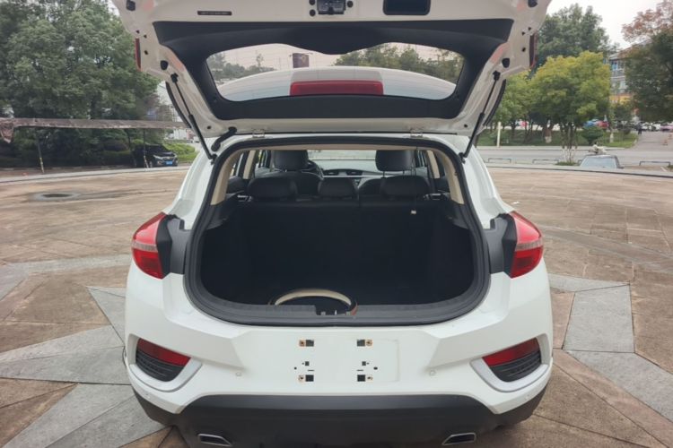GEELY Emgrand GS 2016 #19 GEELY Emgrand GS 2016 immagine di auto #19