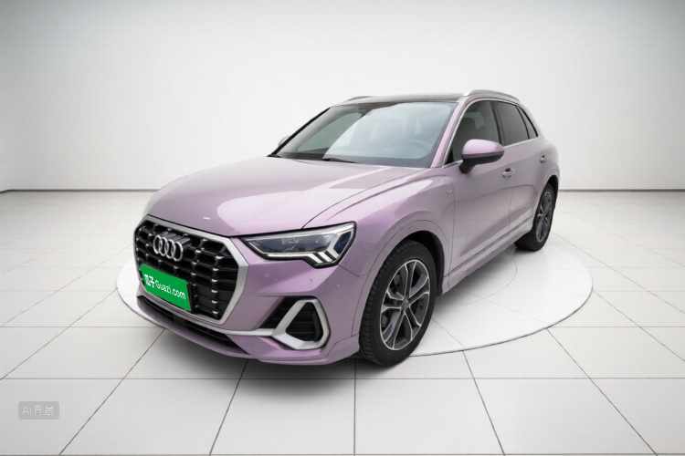 Audi Q3 2020 car image #2