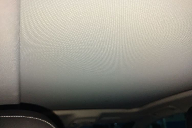 Audi Q3 2022 car image #16
