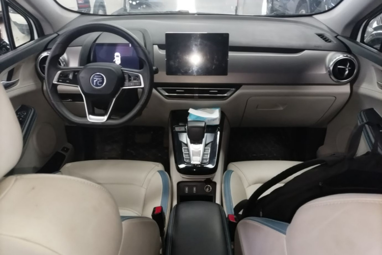 BYD Yuan Pro 2023 #11 BYD Yuan Pro 2023 immagine di auto #11