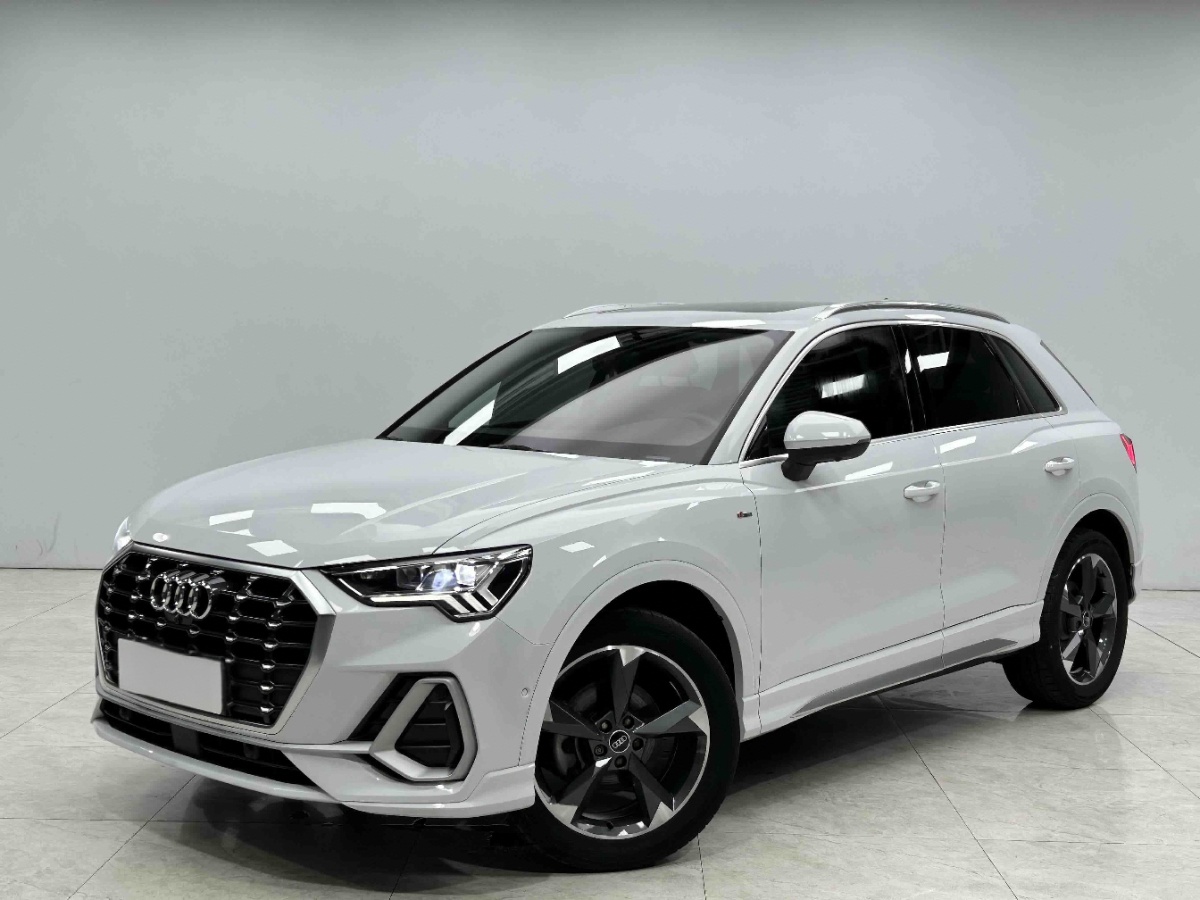 Audi Q3 2022 Audi Q3 2022 car image