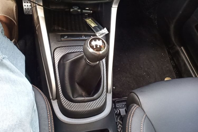 BYD Yuan 2018 #18 BYD Yuan 2018 car image #18