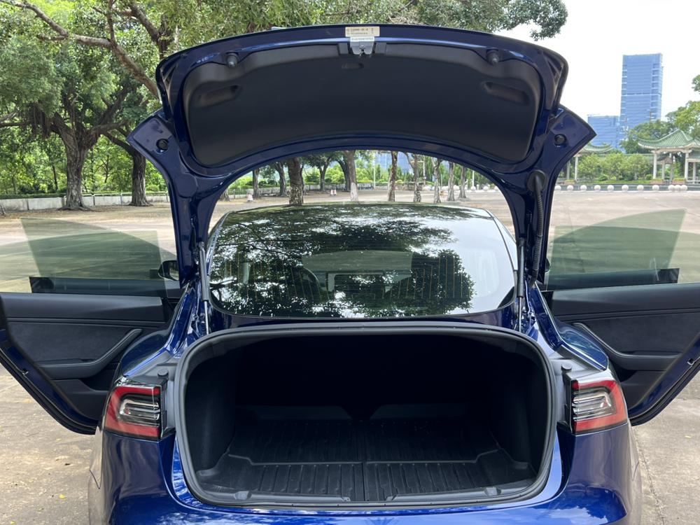 Tesla Model 3 (Imported) 2019 #16 Tesla Model 3 (Imported) 2019 car image #16