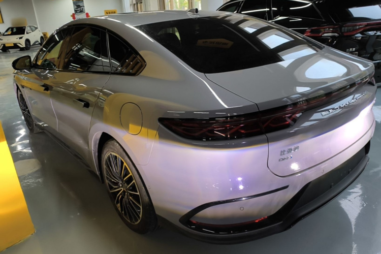 BYD Han 2025 #5 BYD Han 2025 изображение автомобиля #5