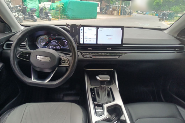 GEELY Emgrand 2024 #12 GEELY Emgrand 2024 car image #12