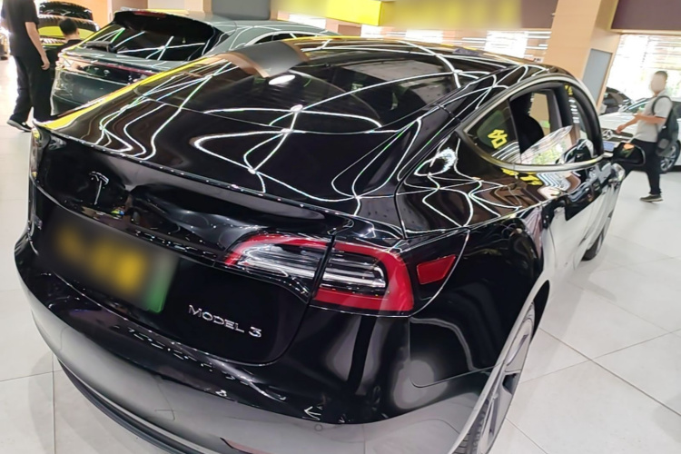 Tesla Model 3 2022 immagine di auto #7