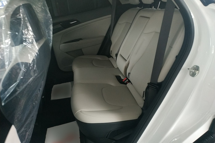 起亚 狮铂拓界 2022 汽车图片 #17