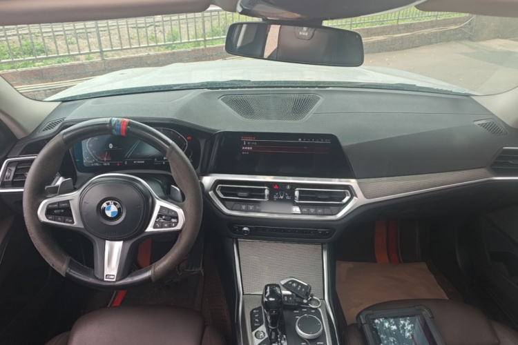 BMW 3 Series 2021 car image #10