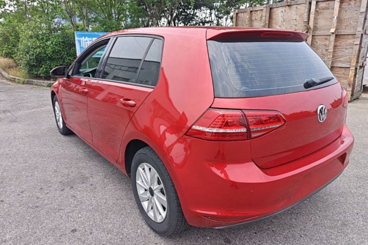 Volkswagen Golf 2014 car image #5