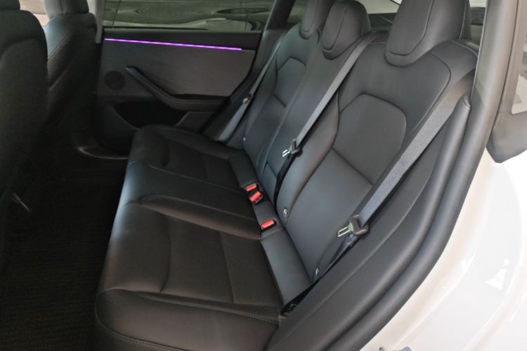 2026 #17 2026 immagine di auto #17