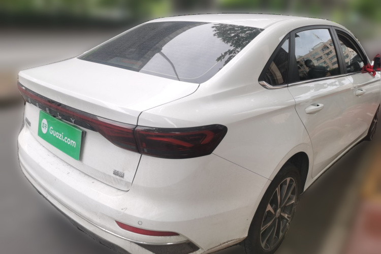 GEELY Emgrand 2025 car image #5