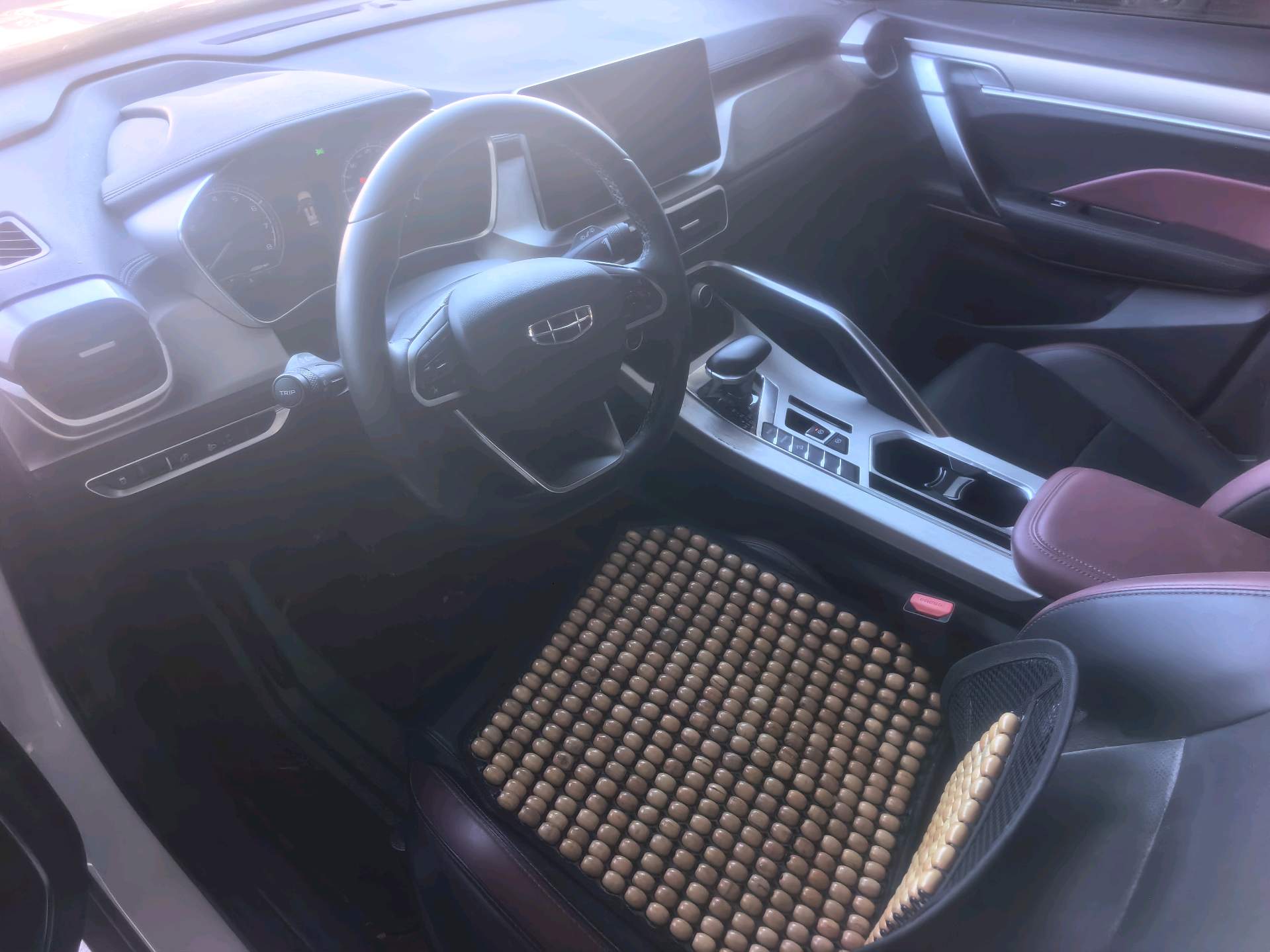 GEELY Coolray 2023 #7 GEELY Coolray 2023 car image #7