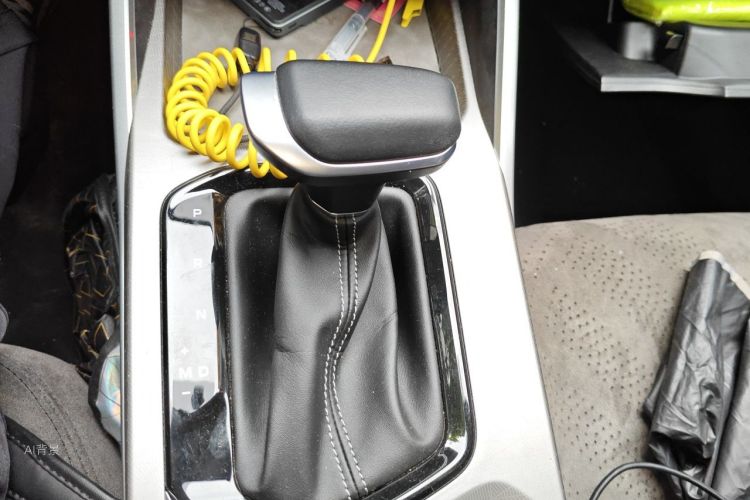 GEELY Emgrand 2025 car image #16