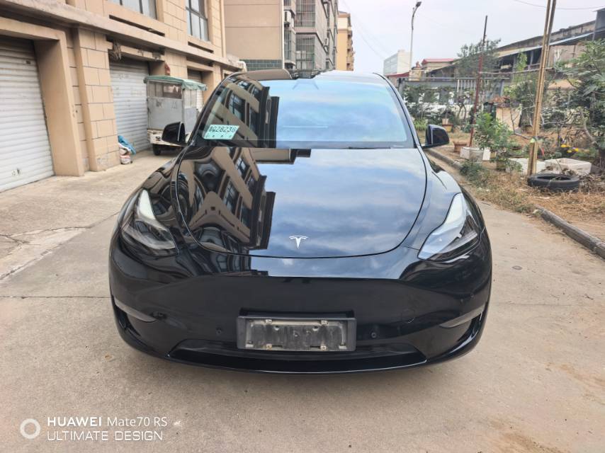 Tesla Model Y 2021 #2 Tesla Model Y 2021 car image #2