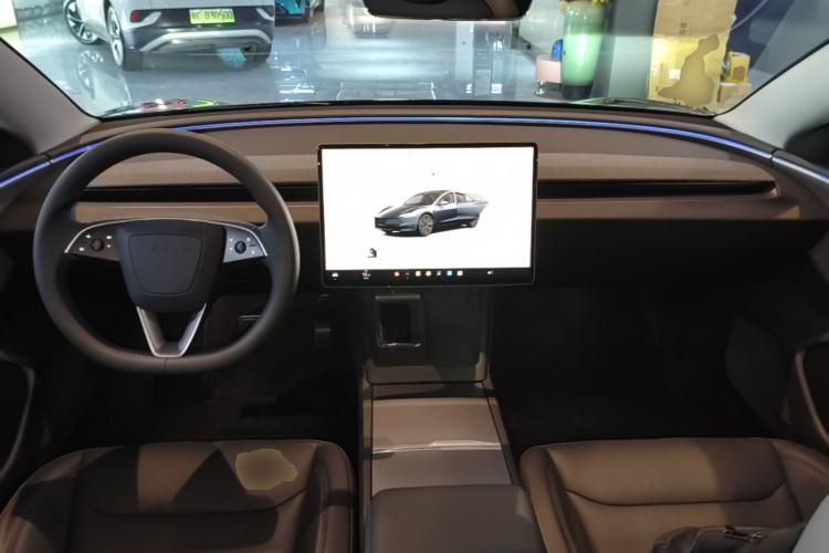 Tesla Model 3 2024 #10 Tesla Model 3 2024 car image #10