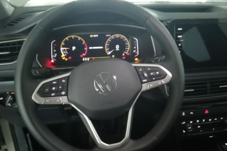 Volkswagen Tharu 2025 #11 Volkswagen Tharu 2025 imagem de carro #11