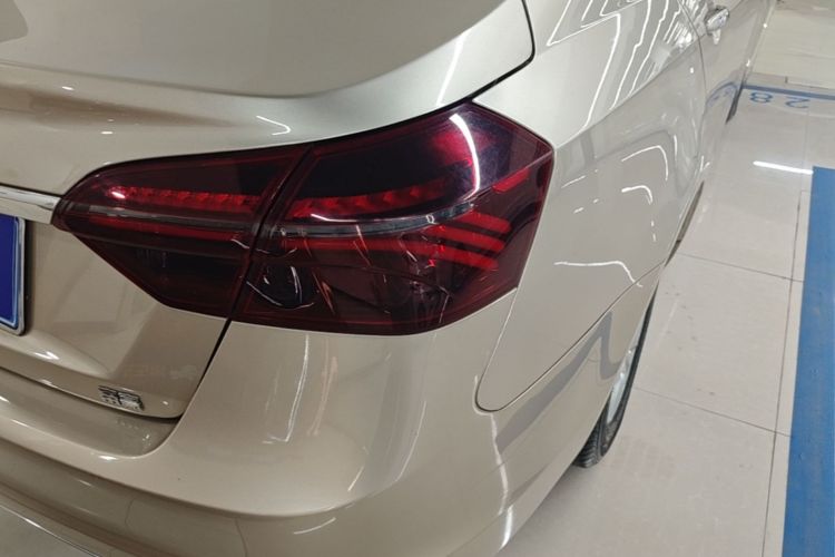 GEELY Emgrand 2020 #8 GEELY Emgrand 2020 car image #8